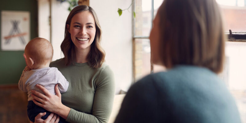 mom-with-newborn-baby-and-postpartum-doula